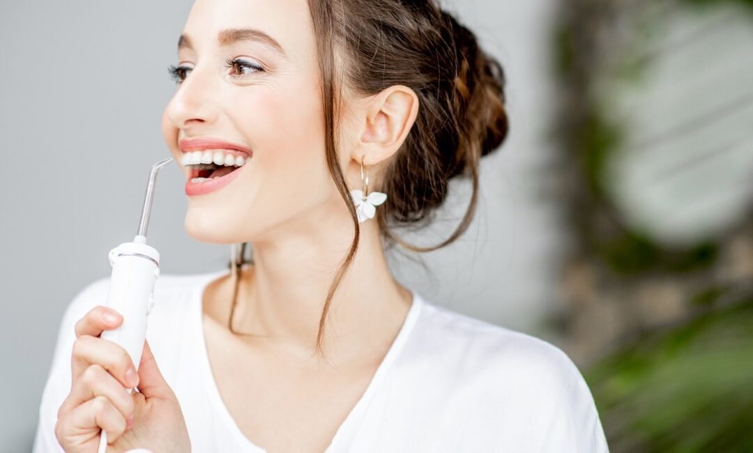 Irrigador dental: para qué sirve, beneficios y cómo incorporarlo a tu rutina diaria