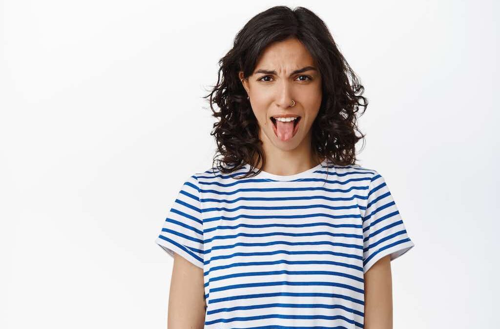 ¿Por qué tengo sabor a hierro en la boca?